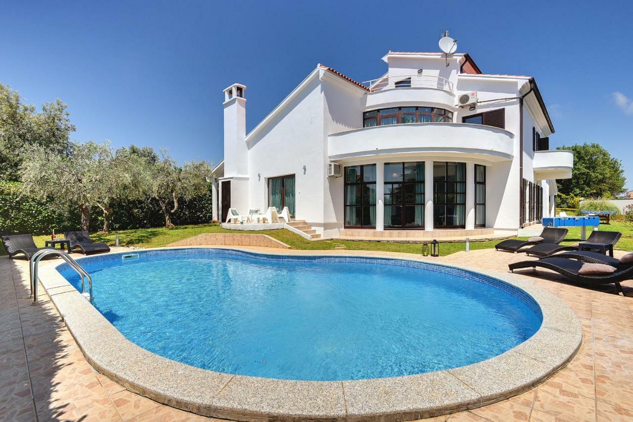 Villa Mutila Μεντουλίν Εξωτερικό φωτογραφία